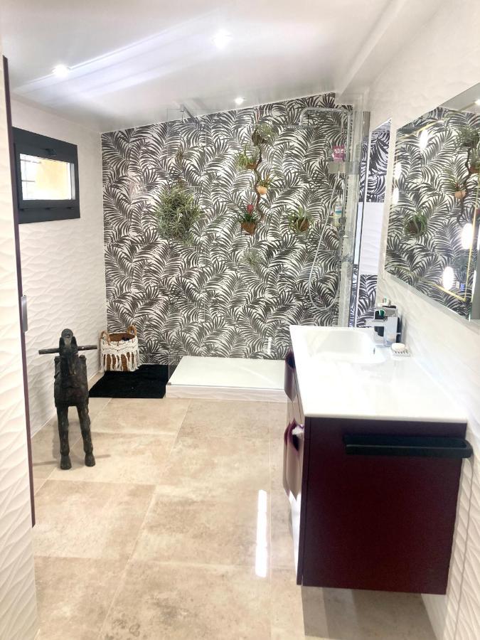 Maison De Charme Avec Piscine Et Jacuzzi Dans Cadre Exceptionnel Proche Marseille Mirabeau Buitenkant foto