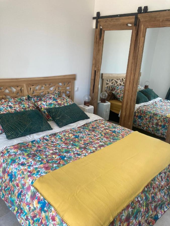 Maison De Charme Avec Piscine Et Jacuzzi Dans Cadre Exceptionnel Proche Marseille Mirabeau Buitenkant foto
